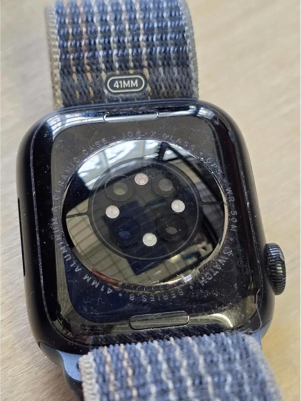 Apple Watch Series 8 GPS 41mm (GPS) --PARTS ONLY